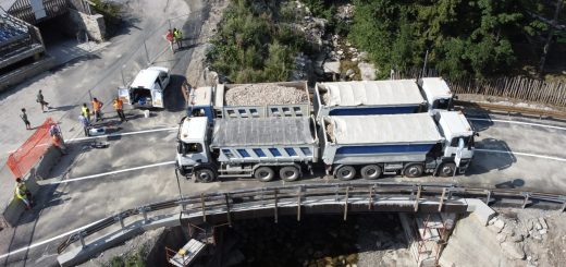 Foto area scattata mediante un drone dai tecnici del laboratorio che registrava gli spostamenti del ponte