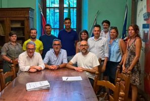 Il presidente Robaldo e l'assessore regionale Gallo con sindaco e consiglieri del comune di Pradleves