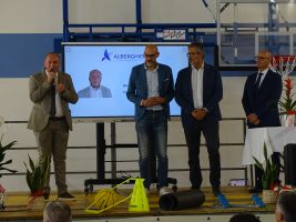 I consiglieri provinciali Roberto Baldi e Davide Sannazzaro con il dirigente all'edilizia scolastica Fabrizio Freni