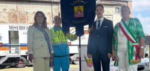 La consigliera DUlisse sul palco di piazza Virginio per la celebrazione dei 20 anni della Misericordia di Cuneo