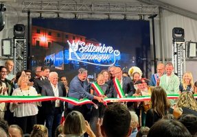 Il consigliere provinciale Davide Sannazzaro durante linaugrazione del Palabiscotto a Racconigi