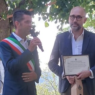 L'intervento del sindaco di Monchiero Filippo Costa durante la consegna del “Premio Attività Produttive 2026”