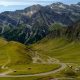 Veduta panoramica della strada del Colle dell'Agnello