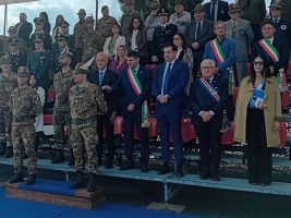Il palco delle autorità durante la Cerimonia di avvicendamento del Comandante del 32° Reggimento Genio Guastatori