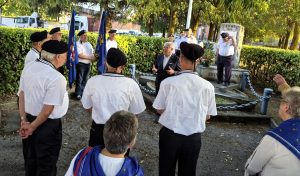 Il consigliere Rocco Pulitanò al Monumento dei Marinai dItalia a Mondovì
