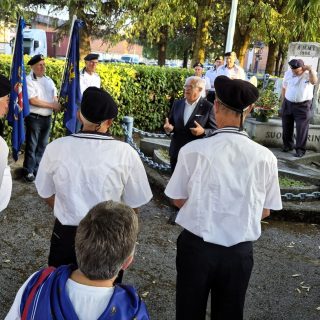 Il consigliere Rocco Pulitanò al Monumento dei Marinai d'Italia a Mondovì