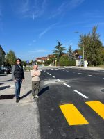 Il sopralluogo effettuato dal consigliere Danna insieme al sindaco Murizasco sulla piattaforma rialzata eseguita sulla sp 37 a Villanova Mondovì