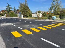 La piattaforma rialzata eseguita sulla sp 37 a Villanova Mondovì